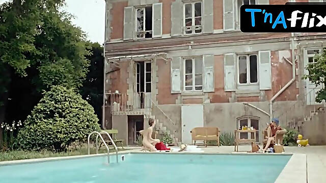 Jane Birkin Butt, Breasts Scene in Projection Privee