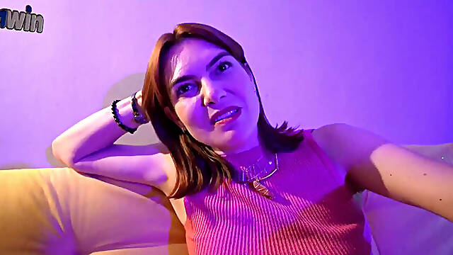 Sexy female providing bj in public, muddy girl