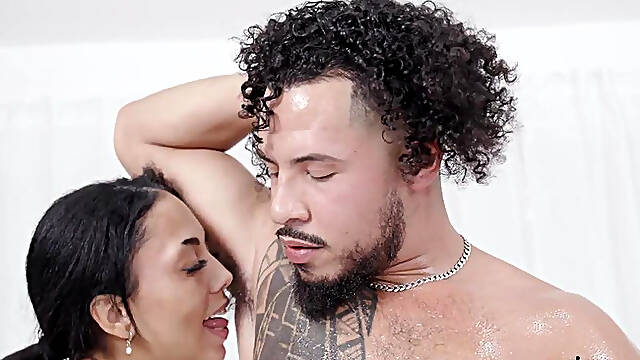 Fat Tip Dick Johnny Casper Gets Rimmed Before Fucking Bianca Bangs!