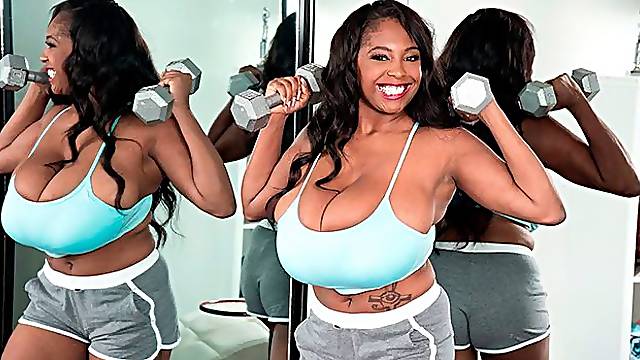 Stunning big-boobed ebony angel Rachel Raxxx shows off her skills