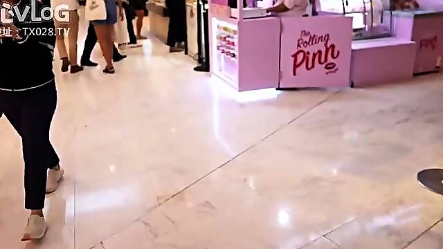 約會人妻在戲院廁所激情性愛 橋本香菜 china