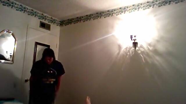 My chubby gf asks me to cum for her on hidden cam