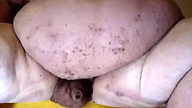 PLUMPER Trans Gal Strokes Lil Jewel