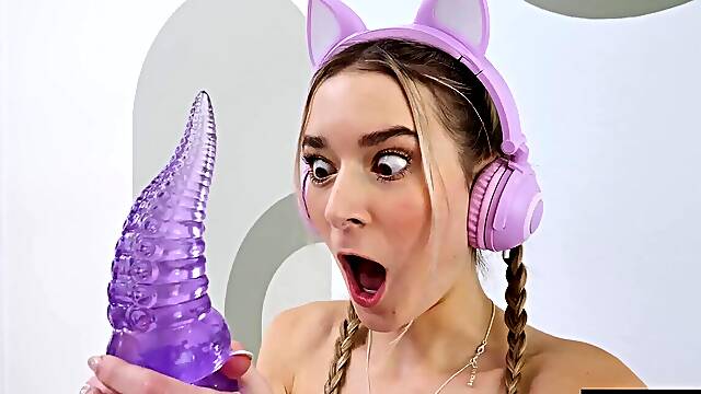 Gamer Slut Freaks Out Over Fat 10+ Inch Dong Stretching Her Pussy With Thea Summers