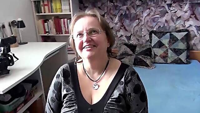 OmaHunter Seduced Granny ladies Compilation