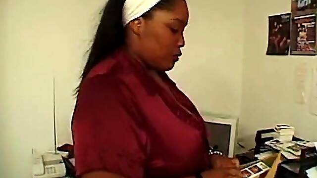 Busty, curvy and craving for cash! Watch this fat girl get down and dirty in hardcore action, culminating in a hot facial finish! Dont miss out!