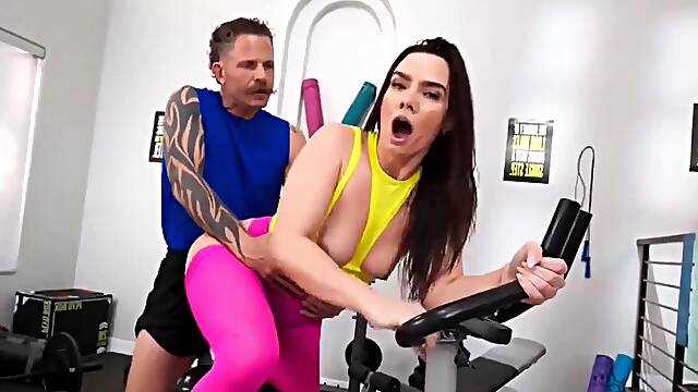 Gym Routine Turns Raunchy - Ivy Ireland, Scott Nails