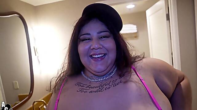 Comedic ups worker delivers major rod to ssbbw crystal
