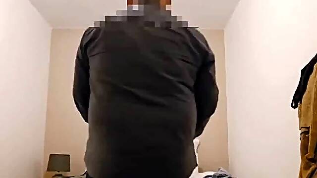 Un obese se tape une escort girl
