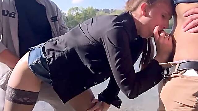 Dogging au bord du lac