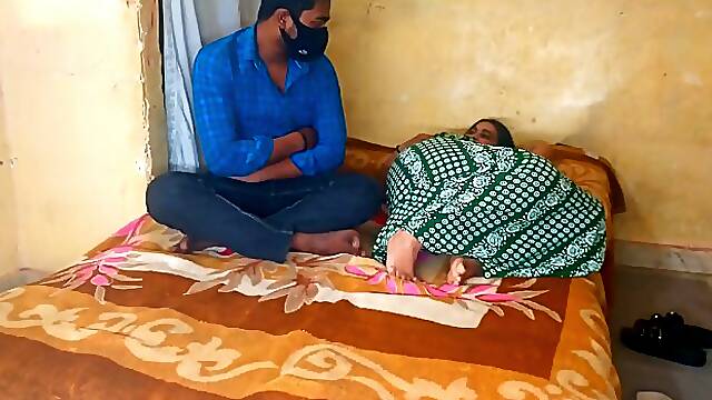 Amateur Desi Bhabhi gets her pussy fingered and fucked hard (Indian porn)