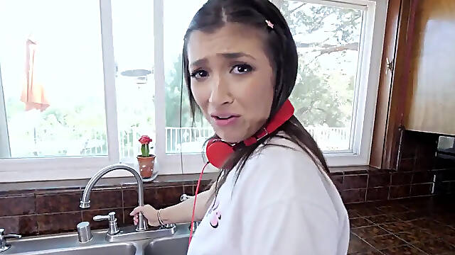 Huge cock man fucks teen girlfriend by the sink