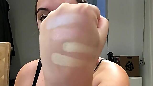 Makeup Tutorial Facesitting