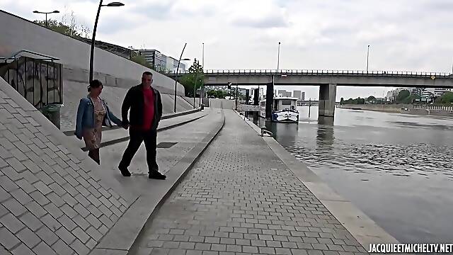 Lucie 45 Years Old Bistrotiere In Montpellier Full Hd - Streamhub.to