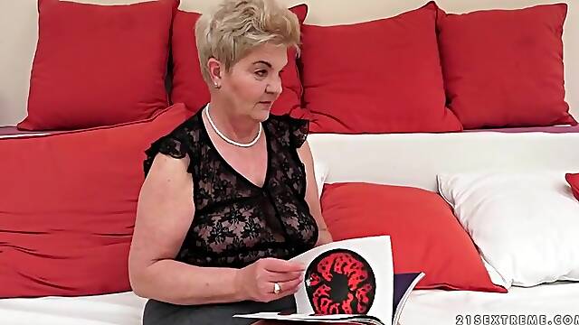Lady Bella - Get Her Old Hairy Pussy Fucked - Grandma Sex
