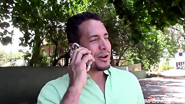 Miss Shooting Butt - Savannah Star