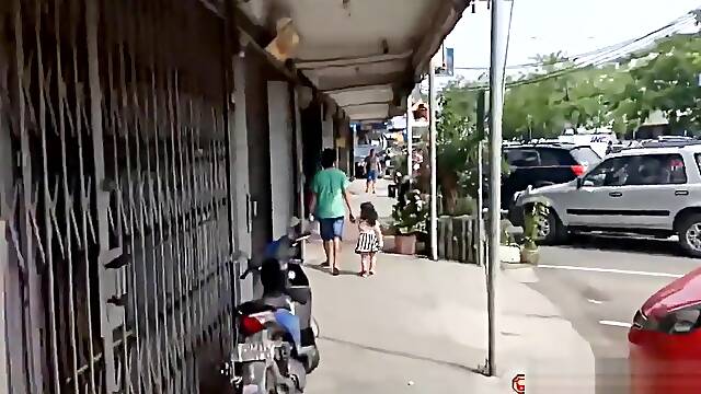 Indonesian Rini Ngewe Dengan Bule Crot Dimemek