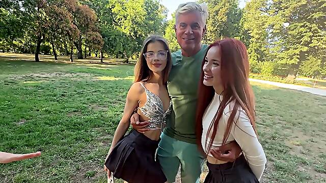 Teen dream: Pornos Dan & Lucky pound Megan and Mia in a wild outdoor orgy