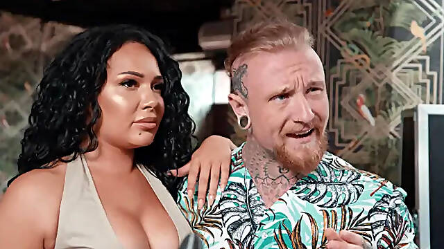 Brazzers: Big Cock Danny Takes Advantage