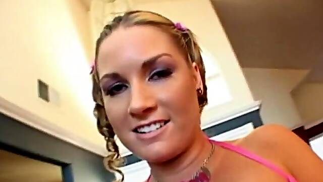 Plump ass girl Flower Tucci anally banged by her man