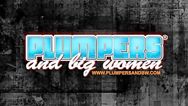 Large Ebony Lasha Lane Gets Banged By 3 Men