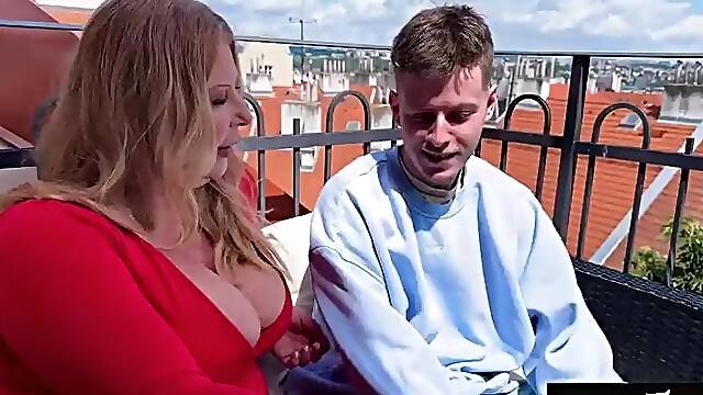 Older Club - Plump Housewife Cuckold Porn Story