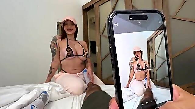 Curvy Colombian screws her roommate to get over her ex - Devil Khloee