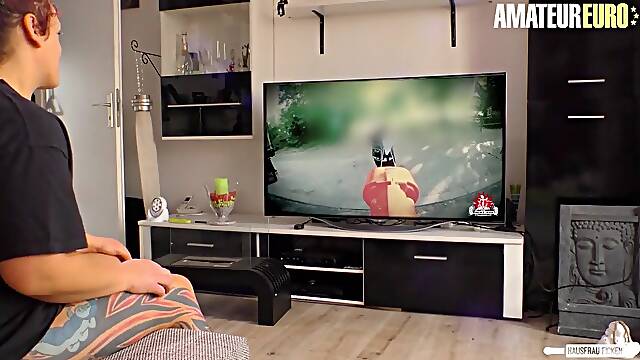 HAUSFRAU FICKEN - Alt German Amateur Gets Her Snatch Railed By Short King - AMATEUR EURO