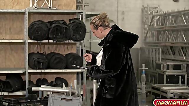 Older playgirl gets rammed on the desk