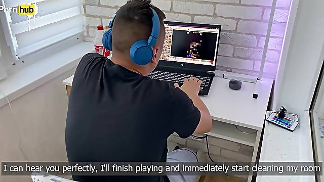 Vaginal gift of fate STEPMOM stuck below the couch.