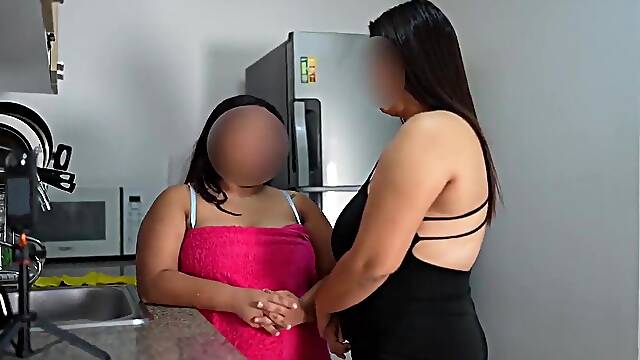 Hawt Latin Lesbos Banging