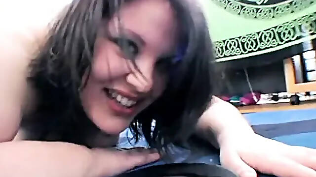 Sexy Obese Beauty Eats From Pet Bowl and Gets Large Butt Pounded
