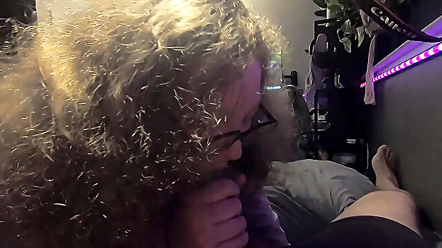 Virginal Corpulent white nerd hotty with glasses sucks wang and licks up the cum