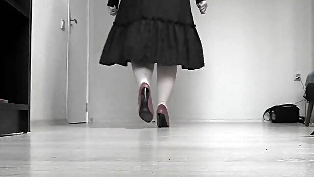 ASMR. ASMR sound of a older big beautiful woman mother Id like to fucks heels hitting hardwood floors.