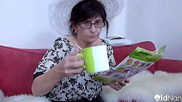 Mother Id like to fuck And Aged In Snatch Play - OLDNANNY