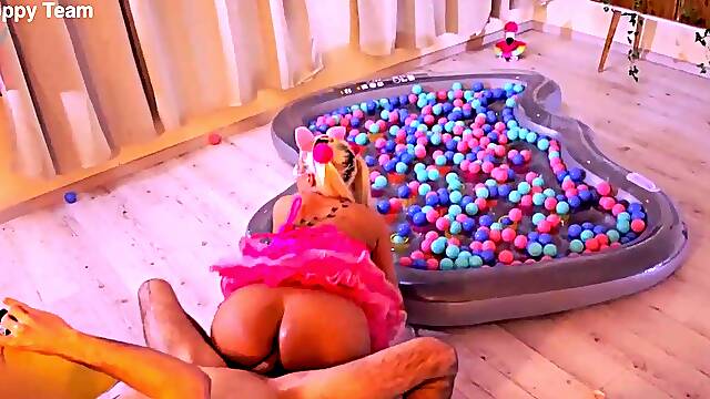 GIANT BOOTY Self Drilled doggy style sexy BLOND - Multiple angles Camera POV