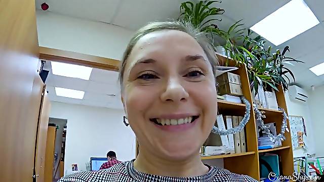 Bodystocking Flashing in the Office - Teaser