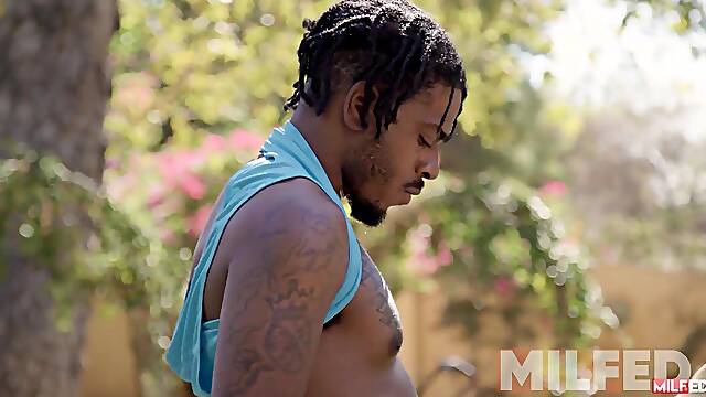 Topless Married mother Id like to fuck makes the Ebony Gardener Lewd & Cheats on her Spouse - MILFED