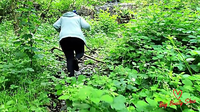 Outdoor screw in the woods with big beautiful woman biggest spunk fountain