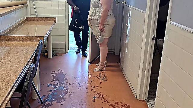 The service technician arrived to repair the laundry machines - (big beautiful woman Ssbbw, Overweight Booty, Large Ass, Thick