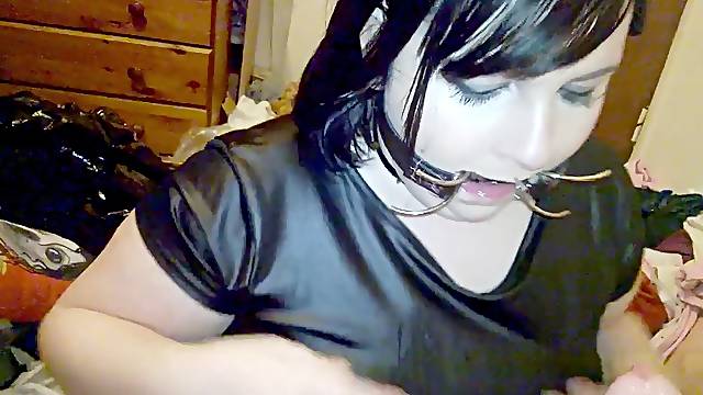 Muddy Spider Gag bondage Face ravage