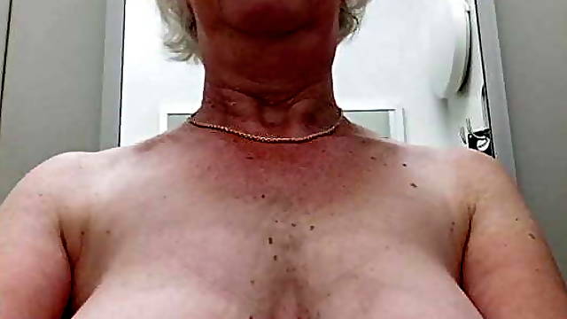 GRANNY BITCH SHERRIE PRESENTS GRANNY CUM QUEENS