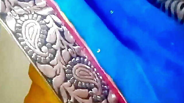 Tamil Aunty Dirty Talk Showing Boobs and Pussy