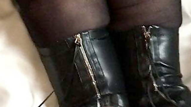 Cumshot over nylons, leather skirt and thigh boots
