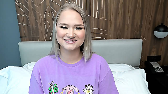 This sexy new teen has a fat ass and loves sucking cock