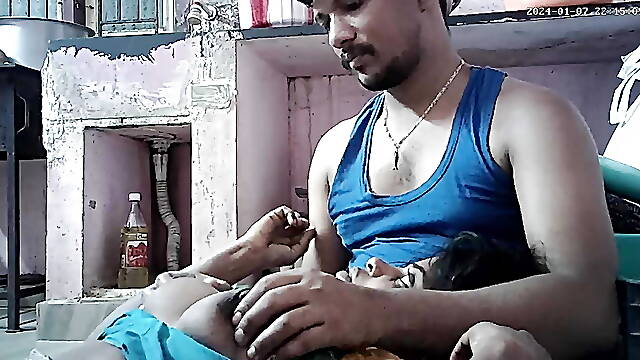 Indian house wife big boobs pressing