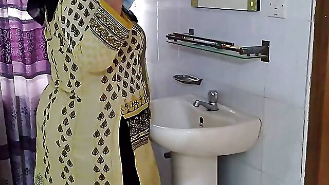 Uttar Pradesh Desi 18 Year Old Big Teen Huge Ass Fucked By Neighbor - BBW Sexy Collage Girl