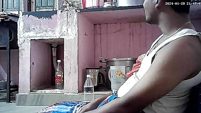 Indian house wife romantic kissing ass
