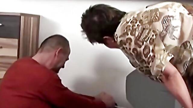 Grandma calls the neighbor to check on the TV but she just wants to get fucked!