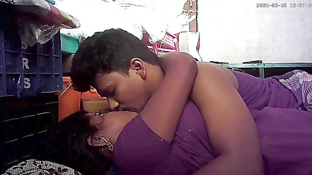 Indian village house wife sexy hot kissing